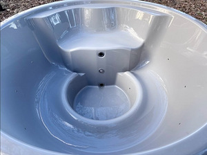 Soojustatud Kümblustünn Mulli- või hüdromassaazi süsteemiga! (7 foto / 9)