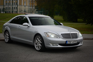Mercedes-Benz S350 (1 фото из 7)