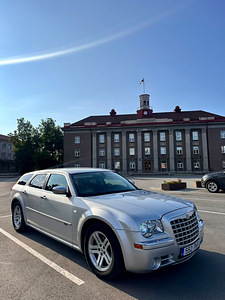 Chrysler 300C (1 foto / 11)