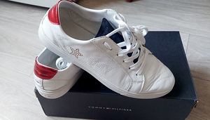 Tossud Tommy Hilfiger s.40 (stp.26 cm) (2 foto / 7)