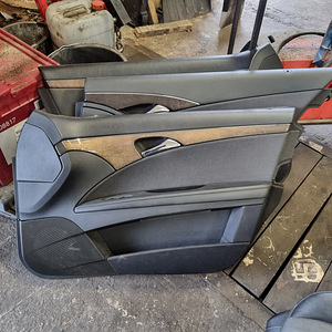 W211 uksekardid, facelift (2 foto / 4)