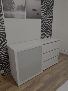 Komood, valge, heas seisukorras (1 foto / 4)