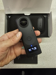 Ricoh Theta z1 19GB. 360 camera. (2 foto / 4)