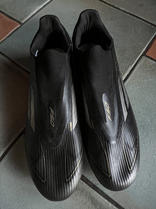 Adidas F50 PRO Laceless FG (4 foto / 5)