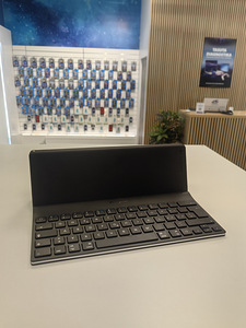 Juhtmevaba klaviatuur Logitech Ipad, Ipad 2 (1 foto / 1)
