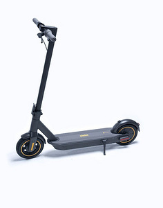 Segway Ninebot Max G30 (3 фото из 3)