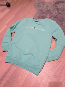 Tommy Hilfiger pusa XS/S (1 foto / 1)