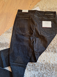 Uued Tommy Hilfiger skinny teksad nr.33 (2 foto / 4)