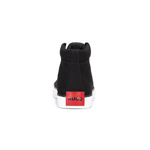 Uued Hugo Boss ketsid (3 foto / 5)
