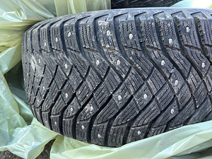 Good Year UltraGrip Arctic 2 naastrehvid (4 foto / 8)