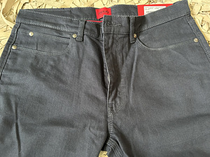 Uued Hugo Boss meeste teksad (4 foto / 6)