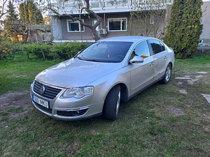 Vw Passat B6 1.9 TDI (1 foto / 14)