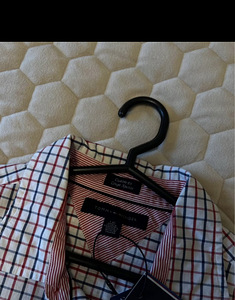 Tommy Hilfiger (3 foto / 3)