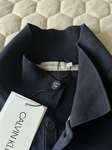Calvin Klein (2 foto / 3)