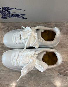 Burberry tossud (36,5) originaal (6 foto / 6)