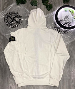 Stone Islandi pusa (2 foto / 8)