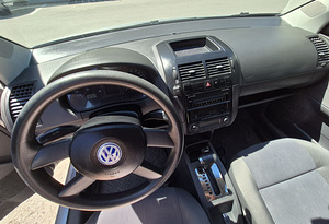 Volkswagen Polo (5 foto / 10)