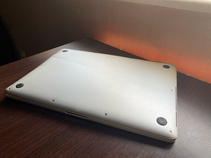 MacBook Pro Retina 15 2015 (7 фото из 10)