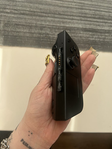 Lenovo legion go (7 foto / 8)