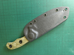 Продается нож Boker Plus Colubris (3 фото из 3)