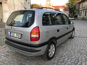 Opel Zafira 1.8 92kW (4 foto / 12)
