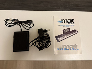 Продаю синтезатор Max music KB6 (4 фото из 4)