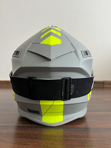 Acerbis шлем (5 фото из 5)