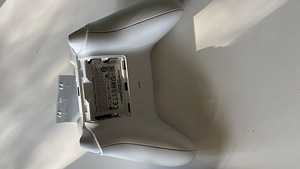 Xbox Series S 512Gb koos 3 kontrolleriga (5 foto / 8)