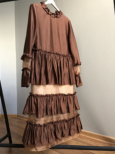 Peen kleit Läti kaubamärgilt Narciss