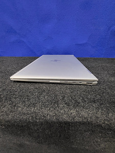 HP EliteBook X360 1030 G3 Puuteekraaniga (4 foto / 9)