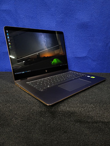 Mänguri HP Spectre i7/12gb/512ssd/3840x2160/15.6/Nvidia2GB (2 foto / 9)