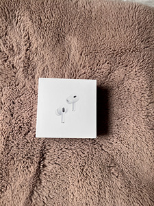 Apple Airpods Pro 2 (есть чек!) (1 фото из 3)