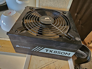 Corsair TX850M (1 фото из 1)