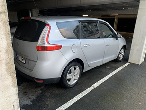 Renault Grandscenic (2 foto / 9)