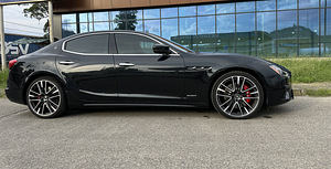 MASERATI GHIBLI GRANSPORT (2 foto / 7)