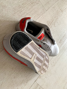 Кроссовки nike 35.5 (3 фото из 3)