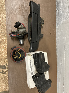 Запчасти BMW e34 (3 фото из 8)
