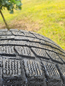 Dunlop Graspic DS2 205/55 r16 (6mm) (1 foto / 9)