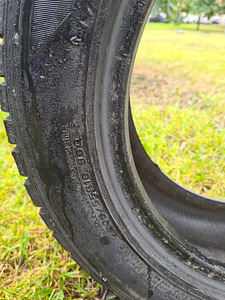 Dunlop Graspic DS2 205/55 r16 (6mm) (4 foto / 9)