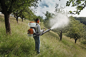 Aiaprits/Tuulepuhur Stihl SR 450 (bensiinimootoriga) (3 foto / 10)