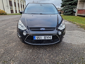 Ford S-MAX Titanium 2.0 120 kW (2 foto / 6)