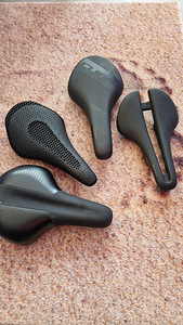 Sadul + Original Selle Italia SLR BOOST SADUL 145×248mm (1 foto / 6)