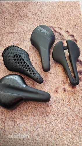 Sadul + Original Selle Italia SLR BOOST SADUL 145×248mm