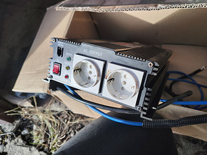 Инвертор 24v-220v 1500w (2 фото из 2)