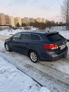 TOYOTA AVENSIS 2012 LPG (3 foto / 7)