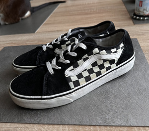 Vans 41 (2 фото из 3)