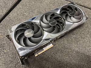 PNY RTX 5070 Ti ARGB (2 foto / 2)