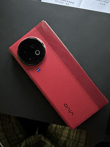 Vivo X Fold 2 (3 foto / 4)