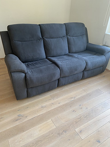 Diivan MILO 3-kohaline elektriline recliner, hall (1 foto / 5)