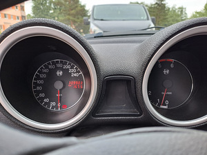 Alfa Romeo 156 Sportwagon 2.4 JTD (5 foto / 7)